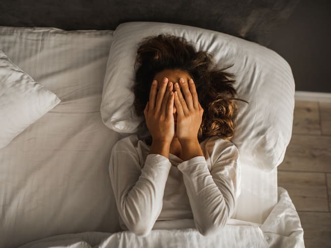 ¿Qué es la temida parálisis del sueño y por qué causa ocurre? Esto dicen los expertos