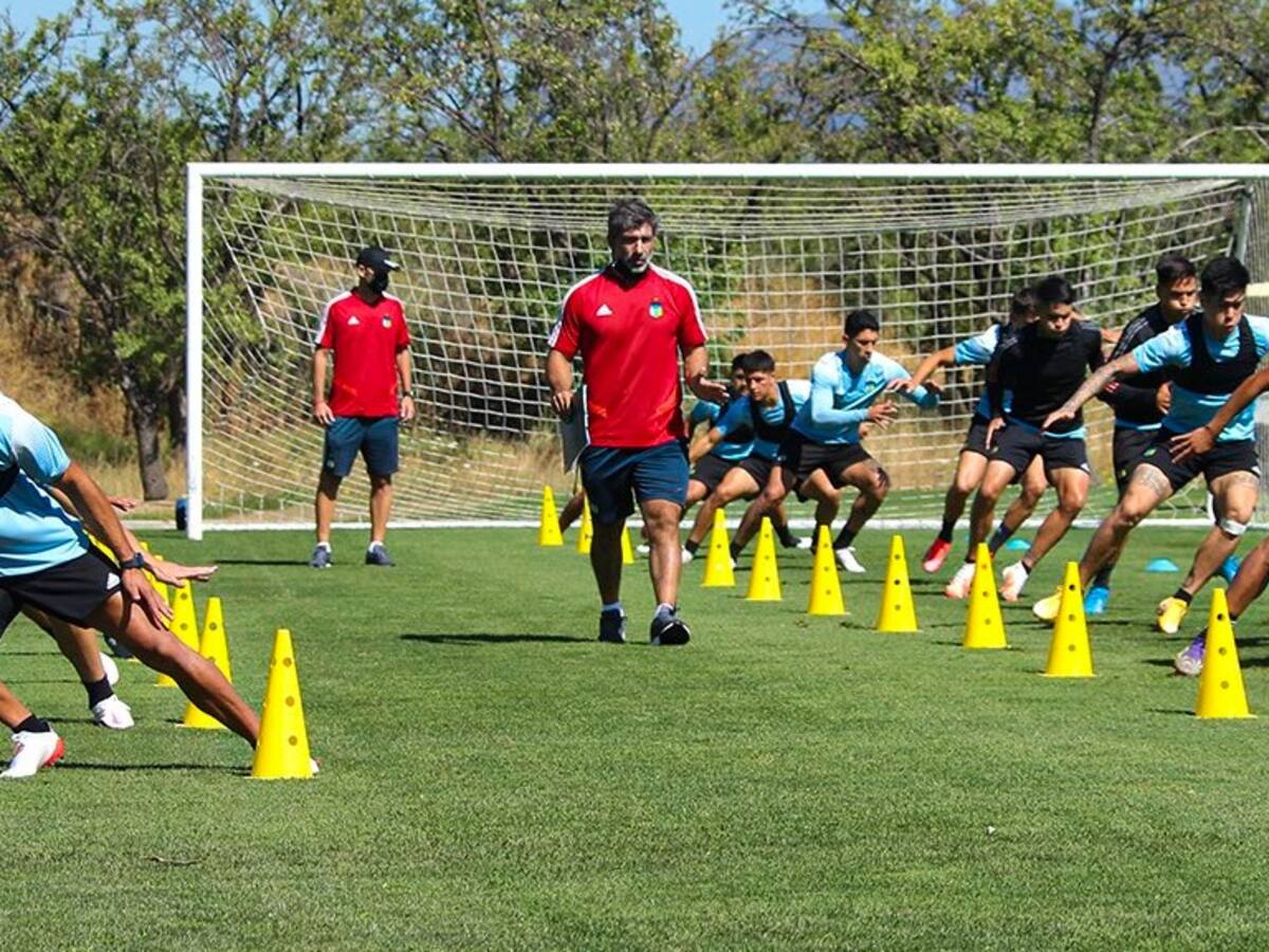 El covid-19 afecta a O’Higgins: miembro del cuerpo técnico dio positivo y fue apartado del plantel