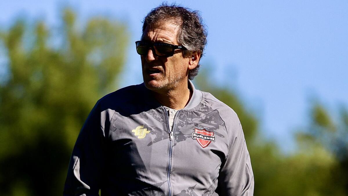 “Vamos a jugar con seriedad, pero...”: el aviso de Mario Salas antes de enfrentar a Huachipato por la última fecha del torneo