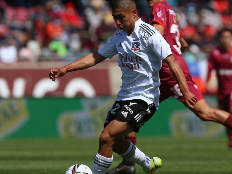 Con gol y dos asistencias: Jordhy Thompson volvió a defender la camiseta de Colo Colo