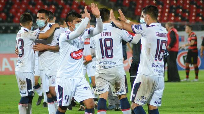 30 DE ENERO DE 2021/TALCAPartido valido por la vuelta de la Liguilla por el Ascenso de Primera B, entre Rangers y Deportes Melipilla, disputado en el Estadio Fiscal de Talca.
FOTO: ALEX BELTRAN/AGENCIAUNO