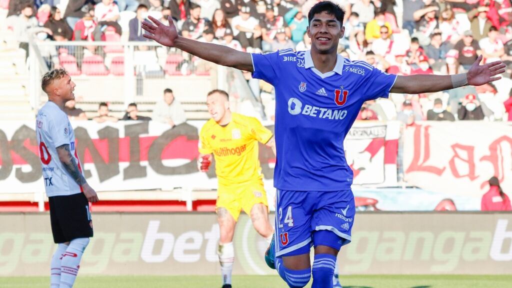 Leicester mantiene la primera opción para llevarse a Darío Osorio