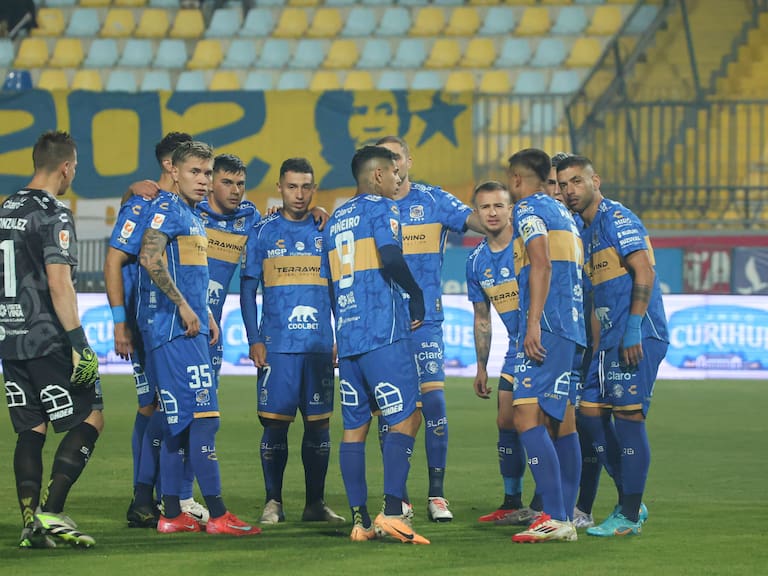 Tensión en Everton: aseguran que el plantel se rebeló y tomó drástica medida contra dirigentes del club