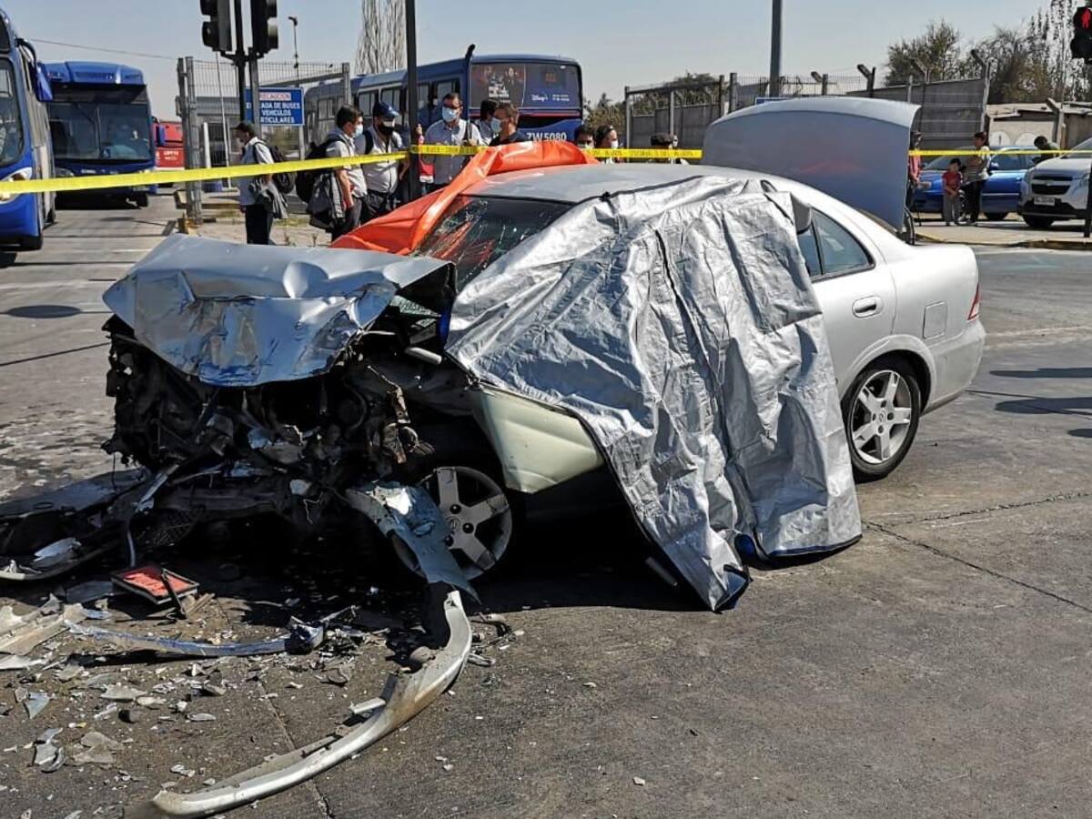 Dos personas murieron en accidente de tránsito en Santa Rosa