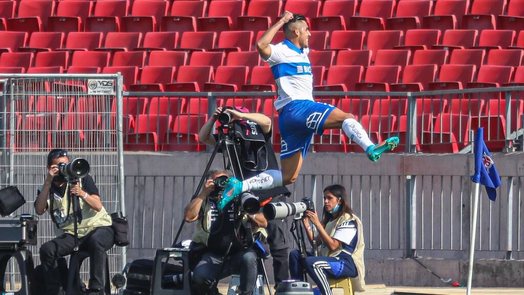 El peculiar récord personal de César Pinares tras su gol a la U en el Clásico Universitario