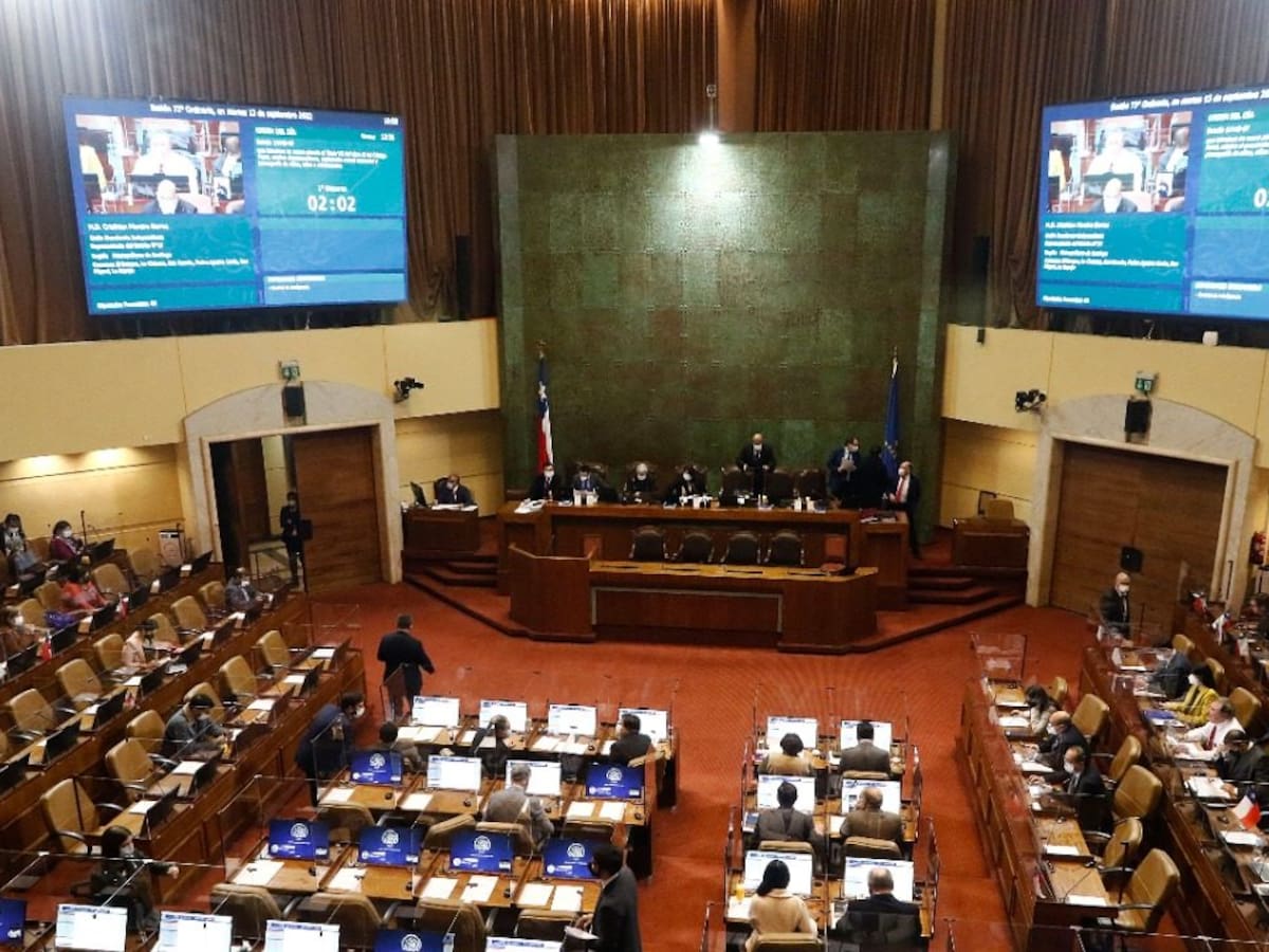 Cámara aprueba con amplio respaldo proyecto de Escuelas Protegidas: tramitación continuará en el Senado