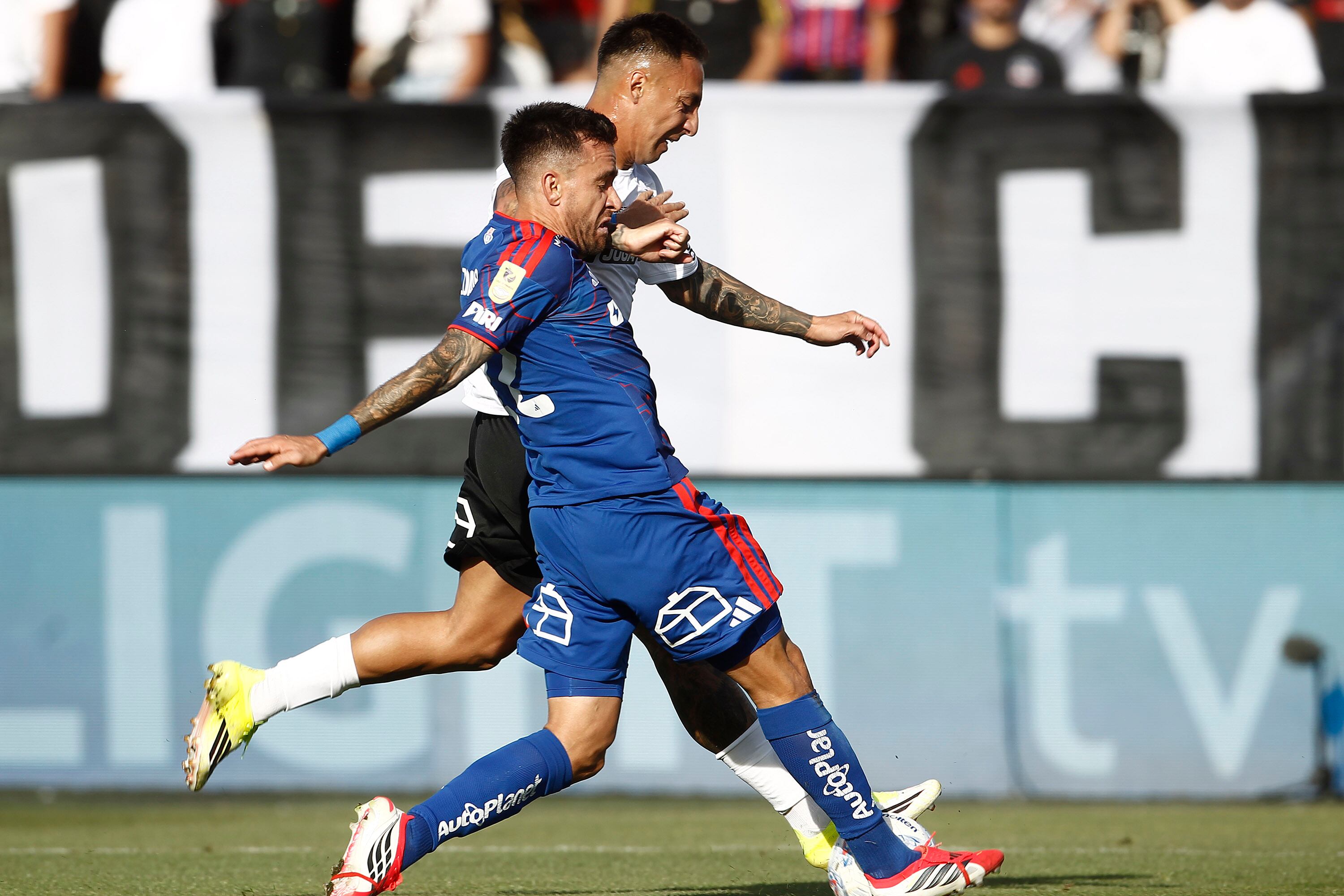Matías Zaldivia ante Colo Colo | Agencia Uno