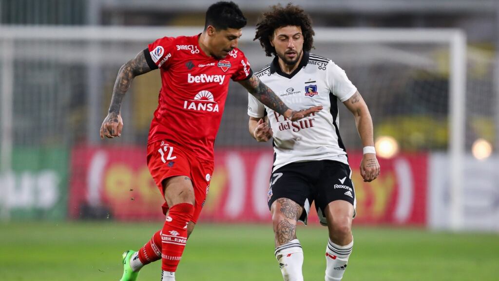 Maximiliano Falcón destaca la pretemporada de Colo Colo en Argentina: "Volvimos mejor que la vez pasada"