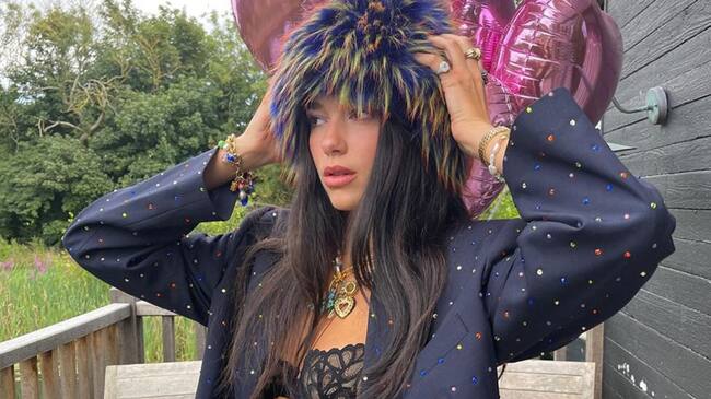 Dua Lipa celebra su cumpleaño