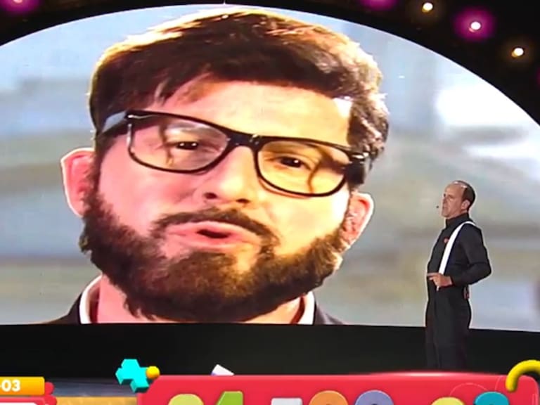 ¡Con pifias del monstruo Teletón! Stefan Kramer se burló del Presidente Gabriel Boric con feroz imitación