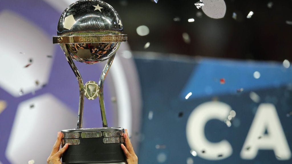 Brazil's Atletico Paranaense's players celebrate with the trophy after winning over Colombia's Junior during the 2018 Copa Sudamericana second leg final football match at the Arena da Baixada stadium in Curitiba, Brazil, on December 12, 2018. (Photo by Heuler Andrey / AFP) (Photo credit should read HEULER ANDREY/AFP via Getty Images)