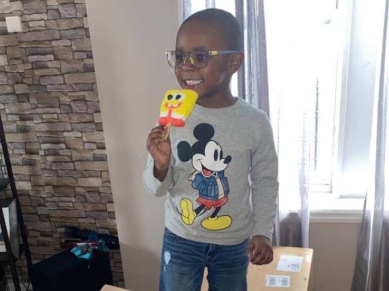 Niño de 4 años gastó más de 2.500 dólares en paletas de helado de Bob Esponja por Amazon