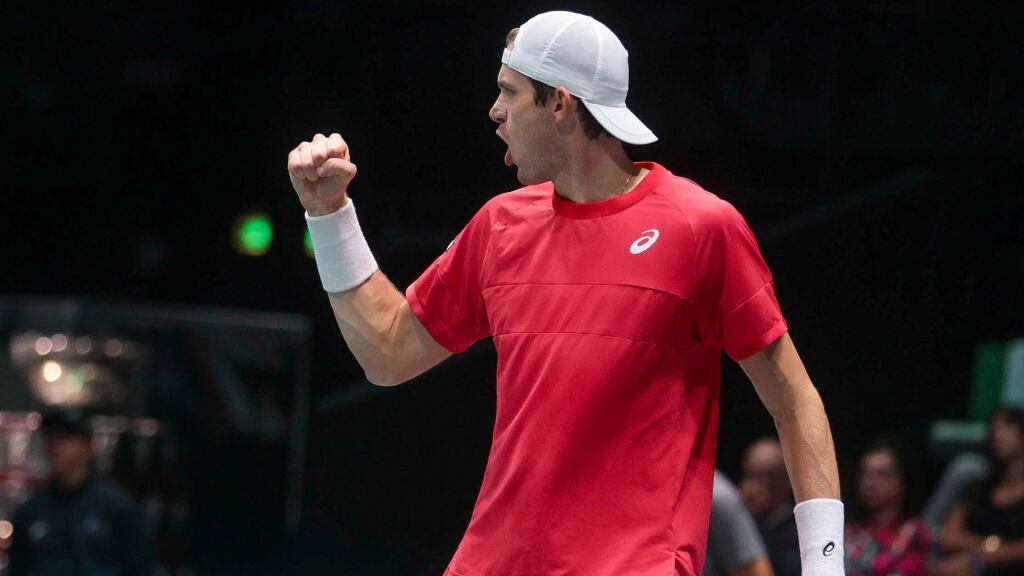 Nicolás Jarry se impone ante Diallo y mantiene las opciones de Chile de clasificar en Copa Davis