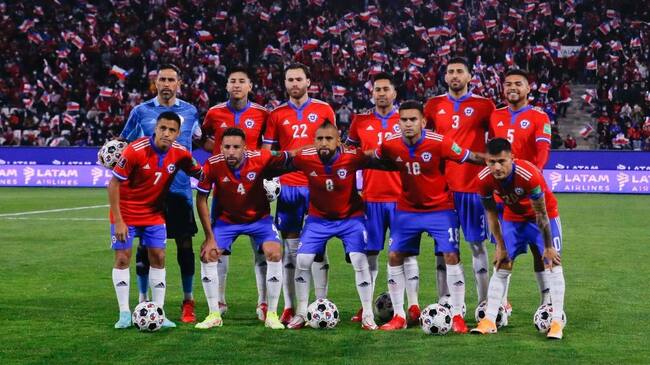 10 de Octubre del 2021/SANTIAGOPlantel de Chile ,durante el partido valido por la Quinta fecha de las Clasificatorias al Mundial de Qatar 2022, entre las selecciones de Chile vs Paraguay, disputado en el estadio San Carlos de Apoquindo.
FOTO:FRANCISCO LONGA/AGENCIAUNO