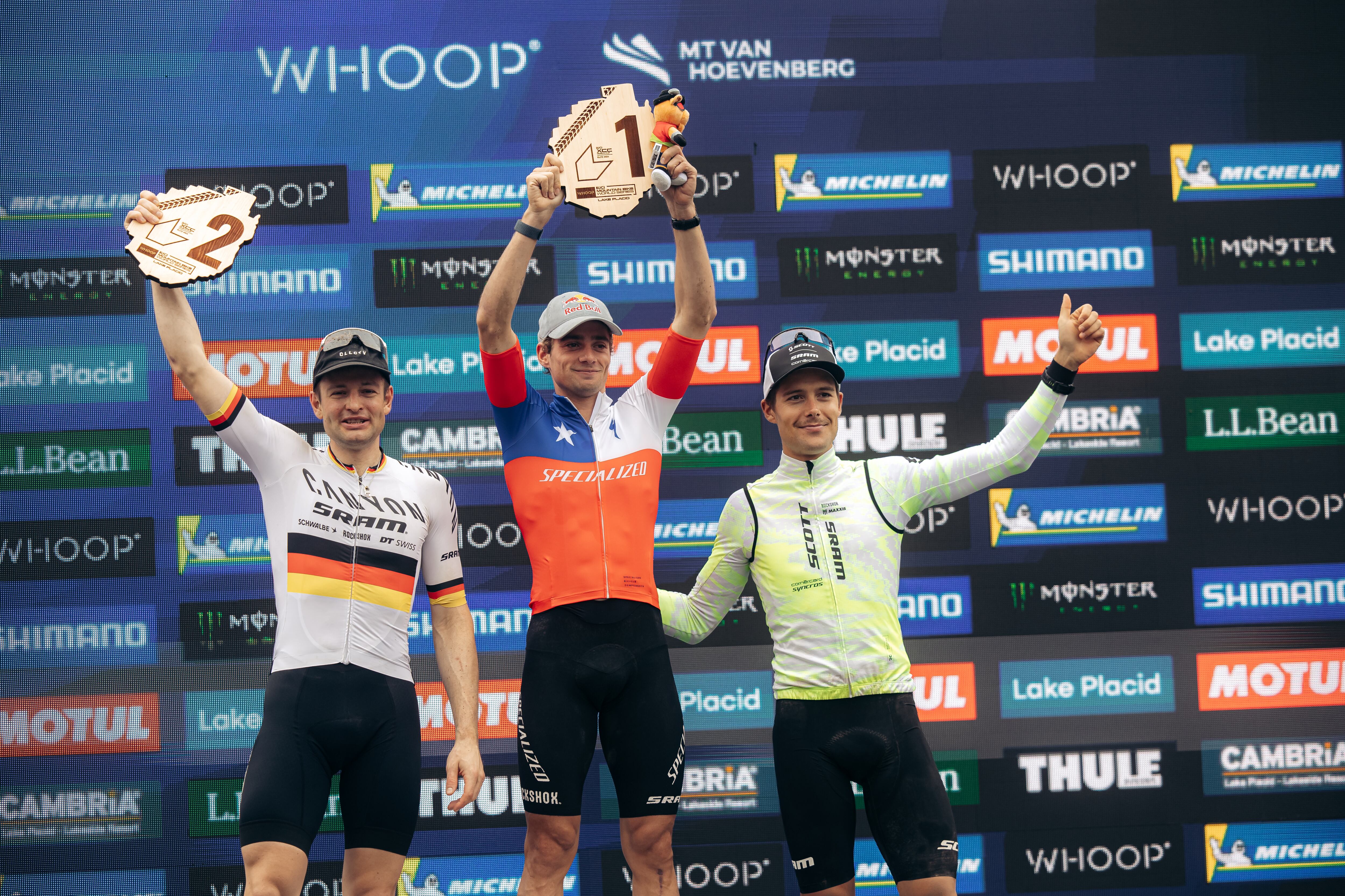 Martín Vidaurre sigue imparable y suma su segunda victoria seguida en el Circuito Mundial de ciclismo cross country