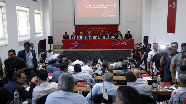 29 de Noviembre de 2019/SANTIAGO Se desarrolla el segundo consejo de presidentes de clubes de ftbol en la sede de la ANFP.
FOTO: CRISTOBAL ESCOBAR/AGENCIAUNO