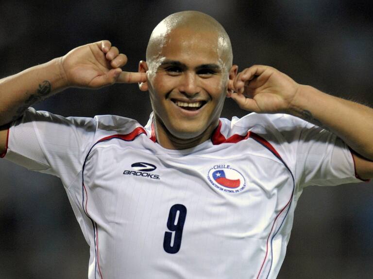 Un día como hoy: Chile derrotó a Venezuela con gol de «Chupete» Suazo en el último minuto