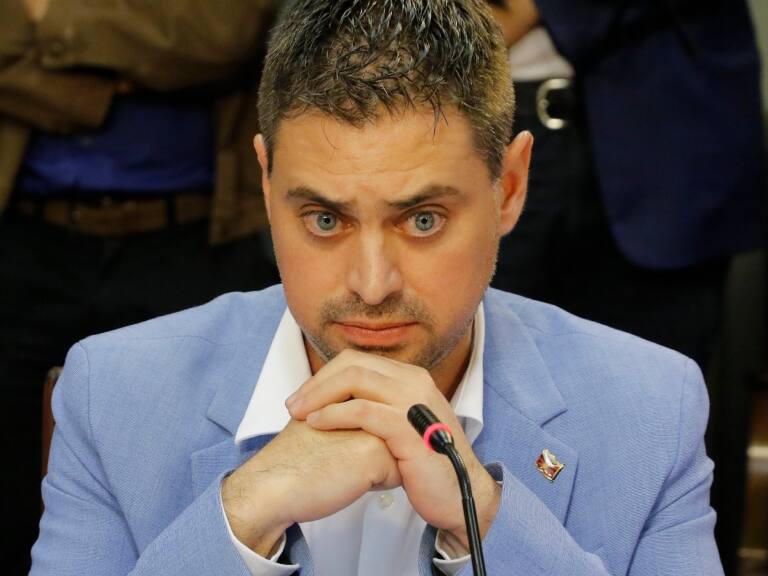 Elección de Consejero Constitucionales: diputado Manouchehri asegura que oficialismo debe «ir en una sola lista»