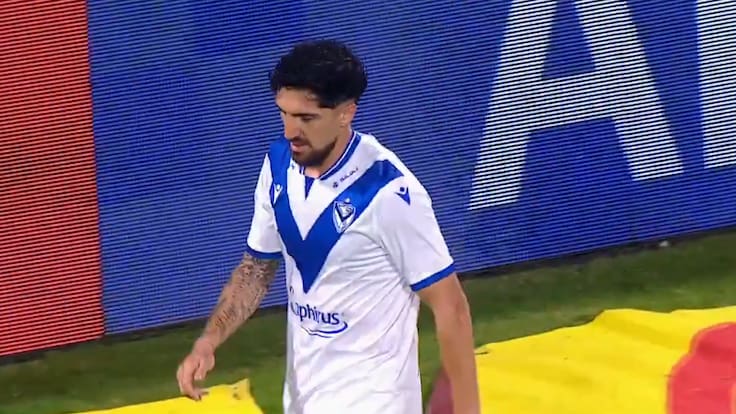 Menos mal ganaron: los increíbles goles perdidos por Diego Valdés y otro de sus compañeros en Vélez Sarsfield