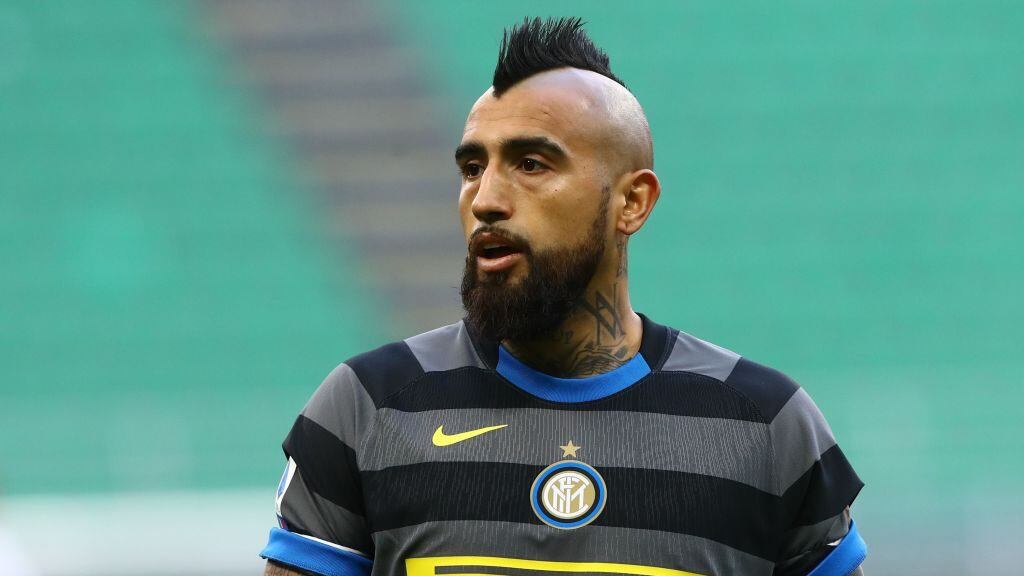 MILAN, ITALY - FEBRUARY 28: Arturo Vidal of FC Internazionale looks on during the Serie A match between FC Internazionale and Genoa CFC at Stadio Giuseppe Meazza on February 28, 2021 in Milan, Italy. (Photo by Marco Luzzani/Getty Images)