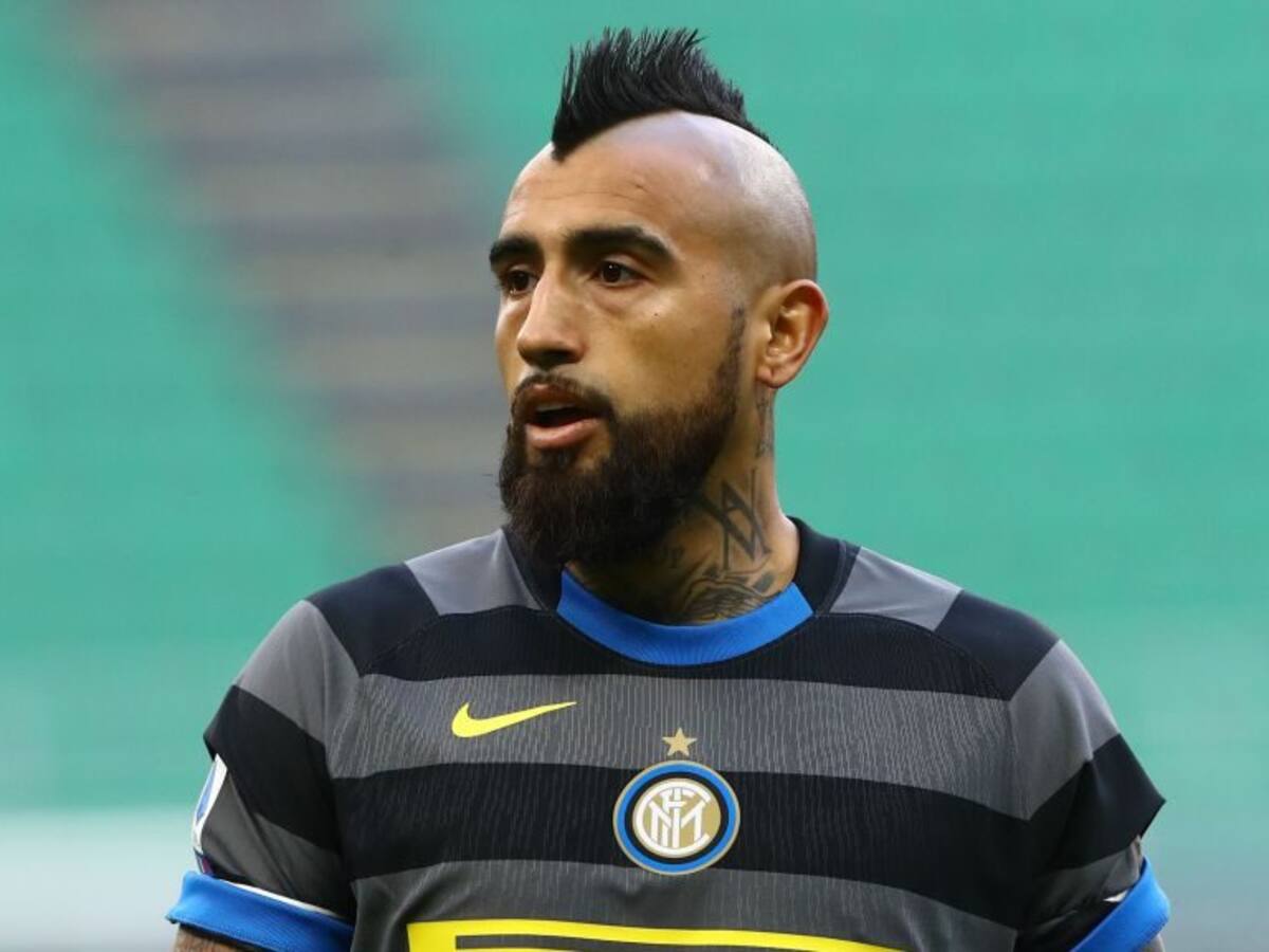 «Asegurados, cobardes, preocupados de sus bolsillos»: La dura crítica de Arturo Vidal por dejar sin ascenso directo a la Segunda División