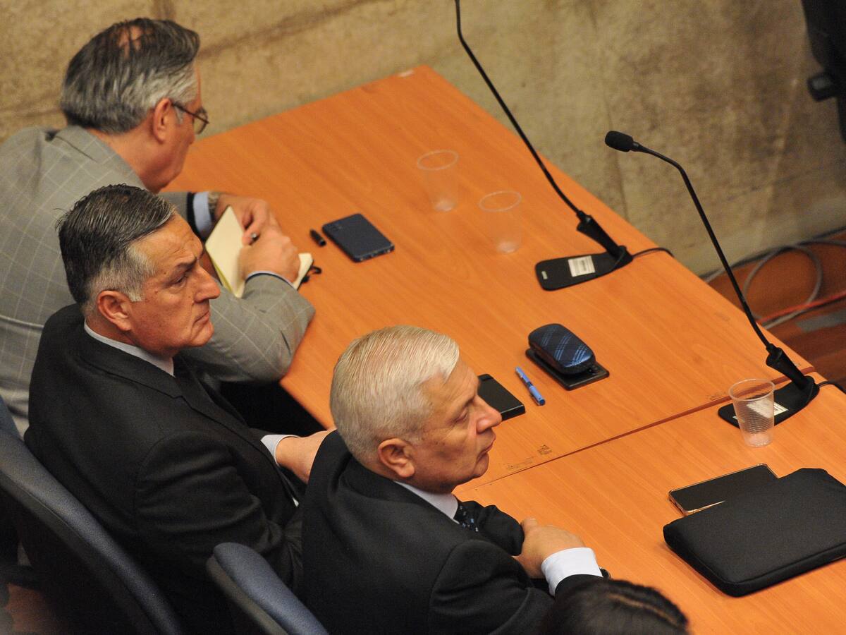 Segundo día de audiencia: formalización de ex generales de Carabineros se suspende hasta el 14 de octubre