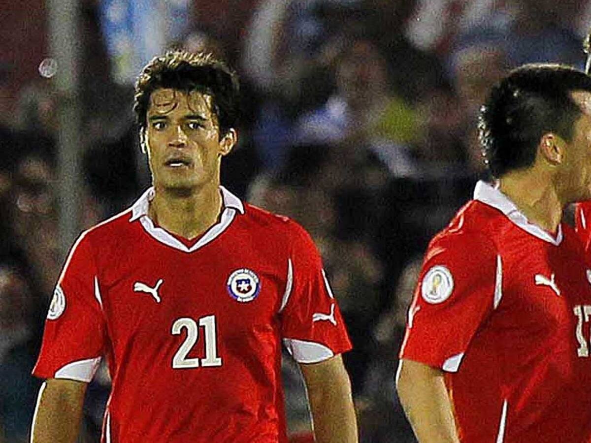 «Te voy a sacar la cresta, pendejo de mier…»: Waldo Ponce reveló duro encontrón con Gary Medel en el Centenario