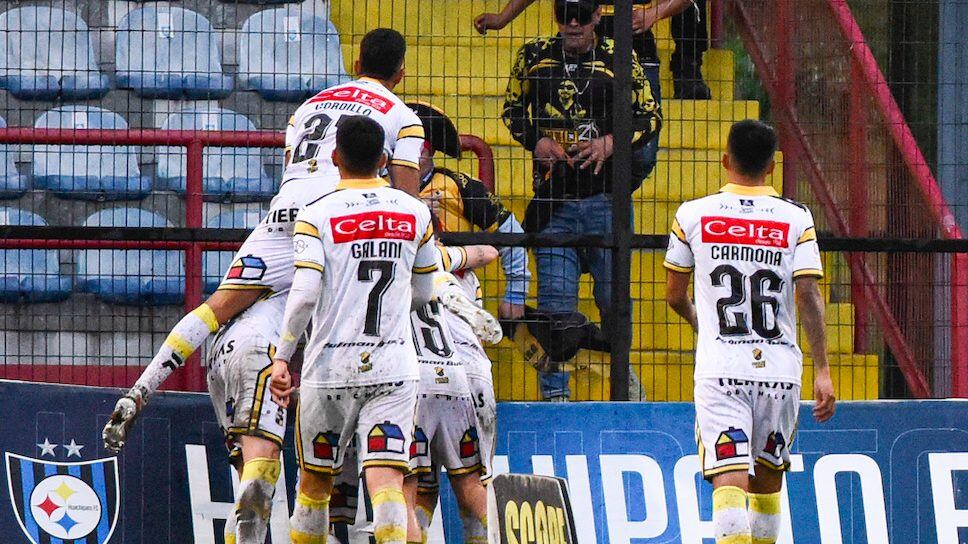 Coquimbo Unido consigue un revitalizador triunfo ante Huachipato
