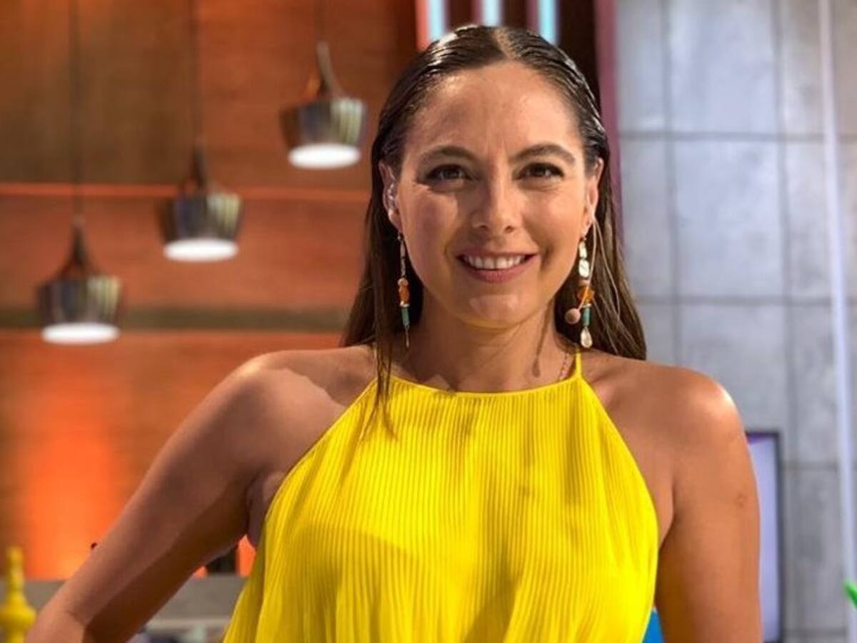 Ángeles Araya celebró el aniversario de Aquí Somos Todos con bella postal familiar