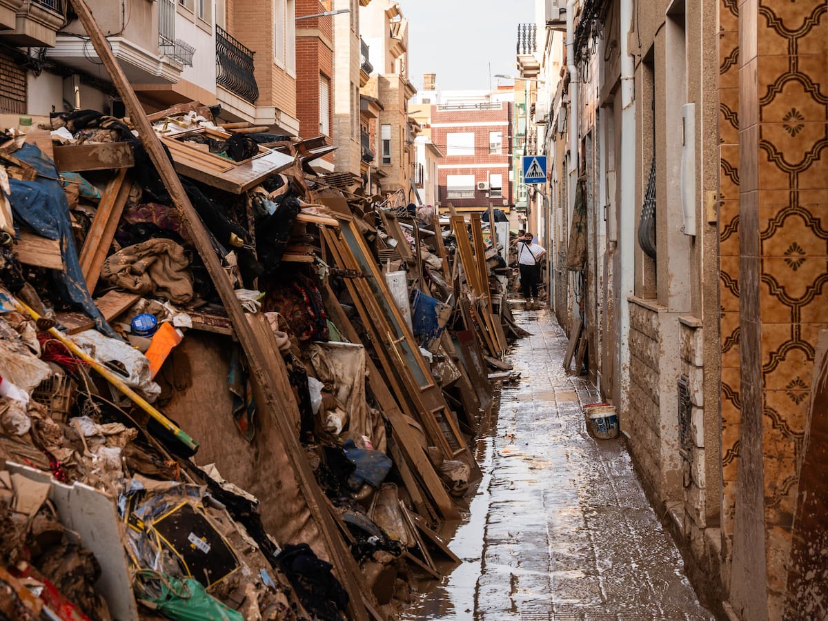 Tras siete días incomunicados: la historia de la “milagrosa” aparición de una familia tras las inundaciones por la DANA en Valencia