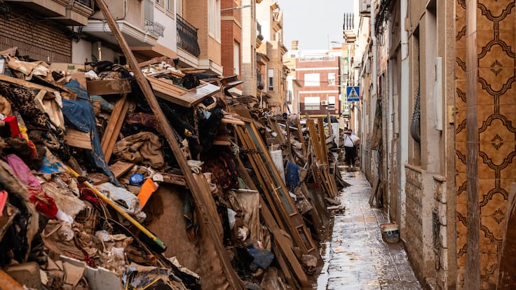 Tras siete días incomunicados: la historia de la “milagrosa” aparición de una familia tras las inundaciones por la DANA en Valencia