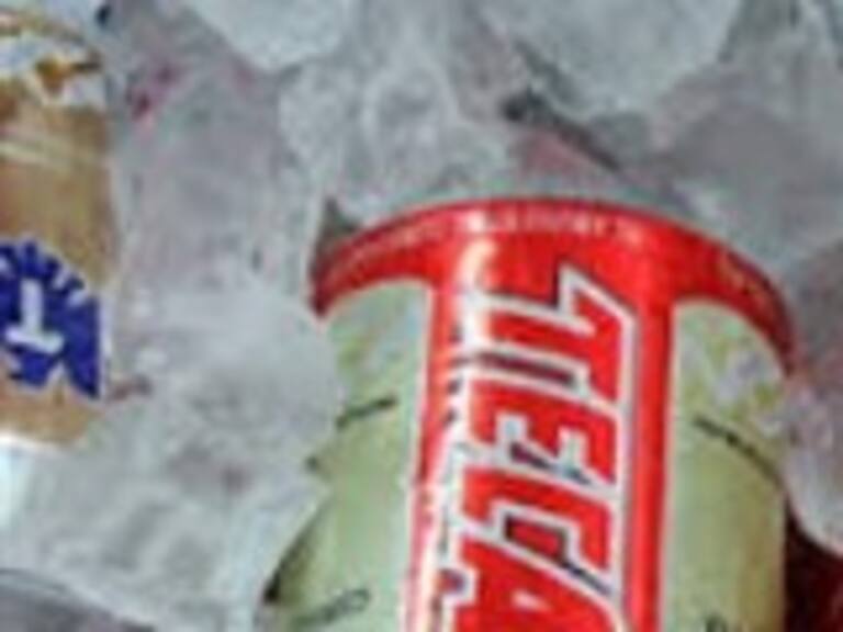 CCU incorpora la cerveza mexicana Tecate dentro de portafolio en Chile