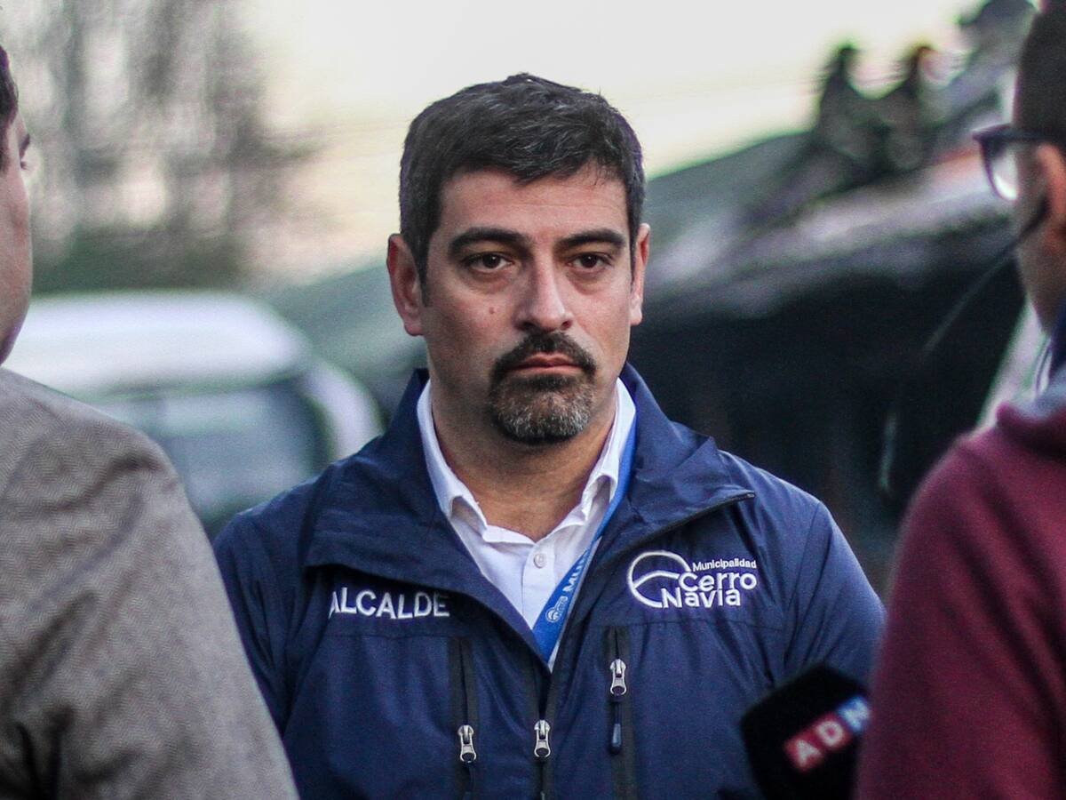 Megarreforma abre nueva disputa municipal: Cerro Navia evalúa abandonar la ACHM por cambios al Fondo Común