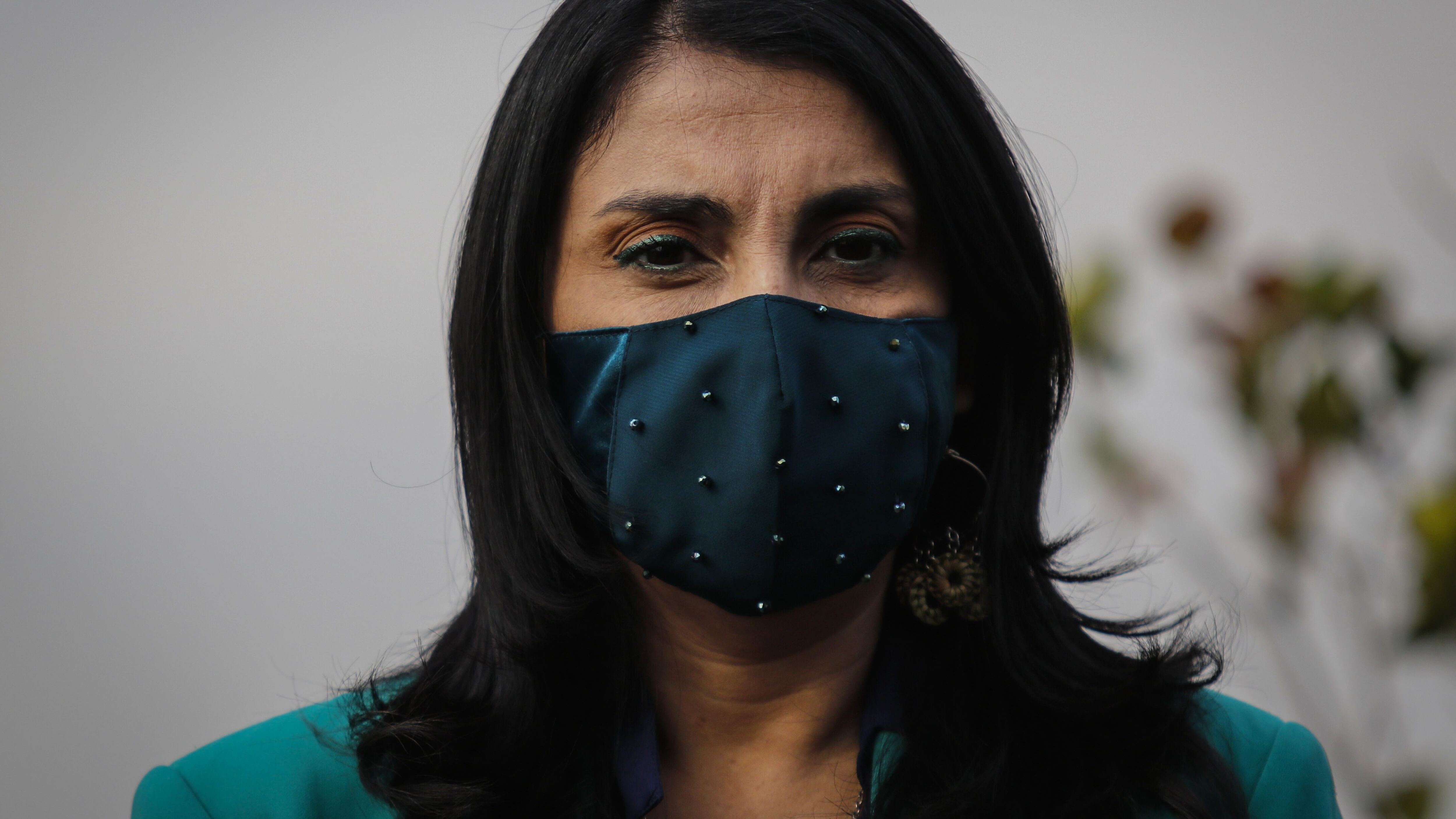 Me bajé sin mascarilla del auto, dijo la ministra Rubilar
