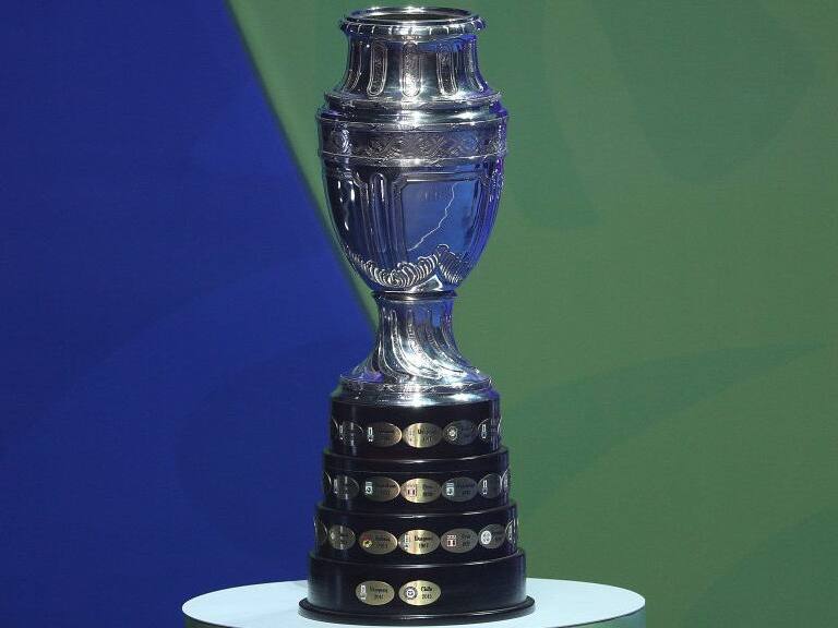 RIO DE JANEIRO, BRAZIL - JANUARY 24: Copa America Trophy is played during the Copa America 2019 Official Draw at Cidade das Artes on January 24, 2019 in Rio de Janeiro, Brazil. (Photo by Buda Mendes / Getty Images)