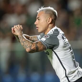 Eduardo Vargas brilla en Brasil: anotó dos goles y evitó la derrota de Atlético Mineiro ante Fluminense