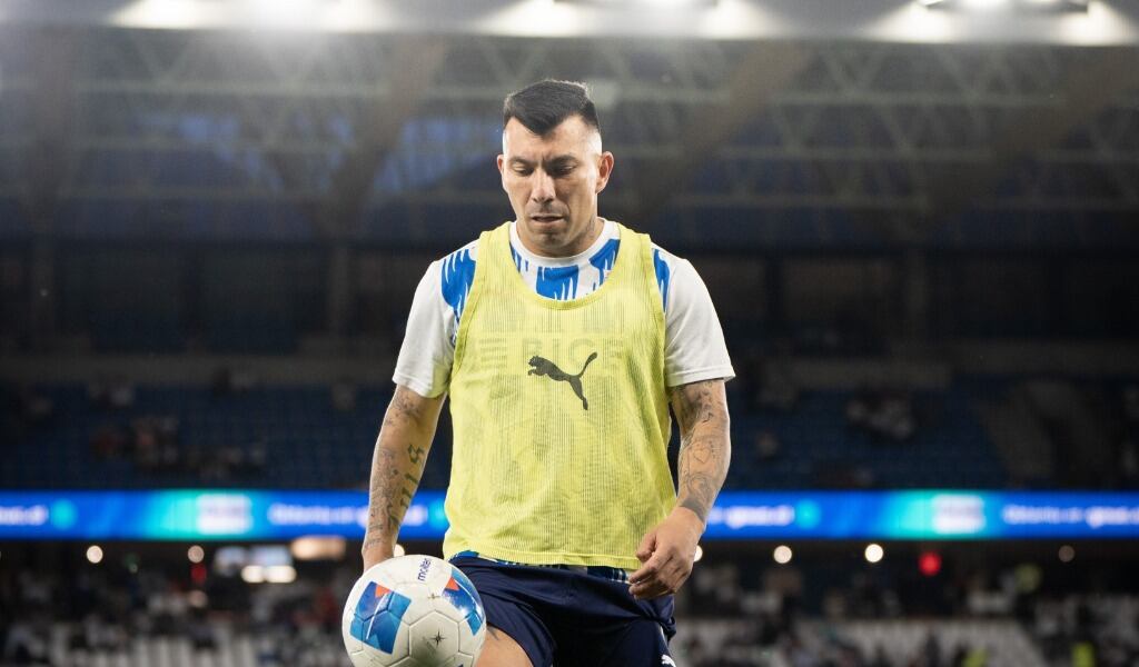 @Cruzados