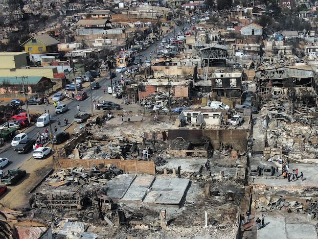 Incendios forestales en Valparaíso: SML aumenta a 133 los fallecidos durante los siniestros 