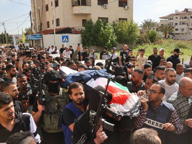 El funeral de la periodista Shireen Abu Aqleh acompañado de seguridad