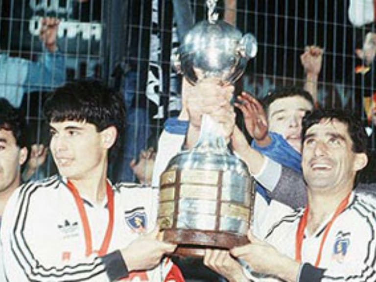 Una cita con la historia: Revive el día que Colo Colo ganó la Copa Libertadores