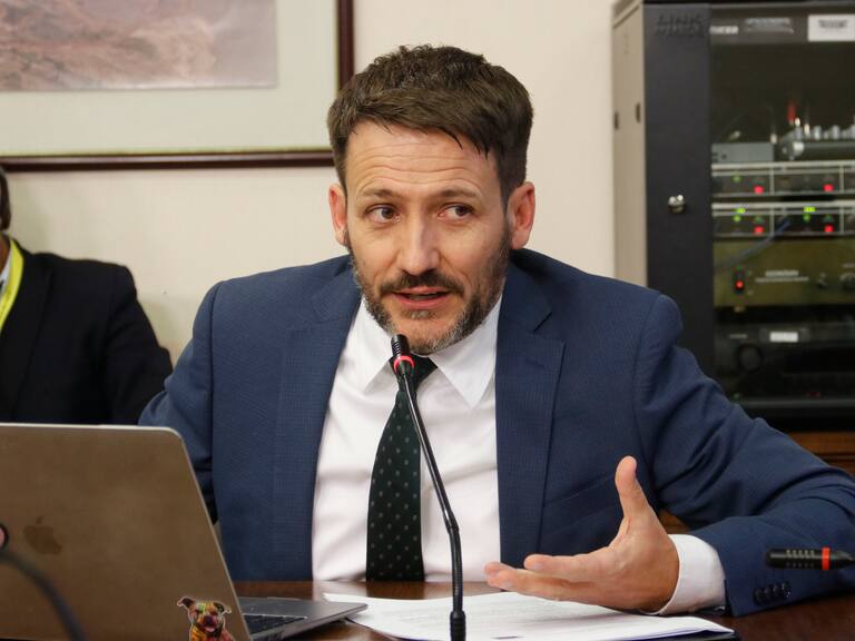 “Esto viene desde el 2017″: ministro Pardow explica origen de polémico doble cobro en cuentas de la electricidad