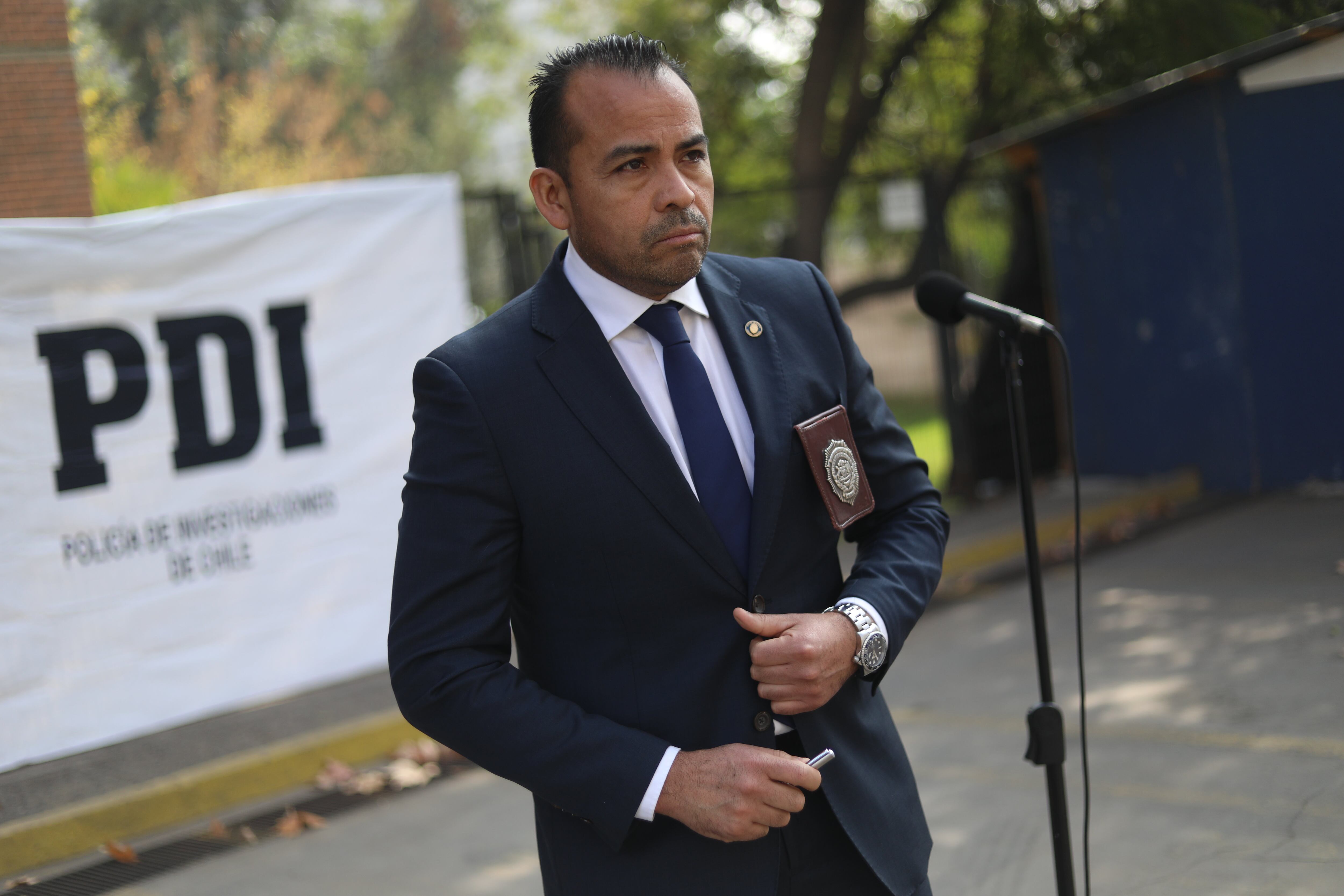 El jefe de la Brigada de Investigaciones Policiales Especiales, subprefecto Hassel Barrientos. Foto: Agencia Uno