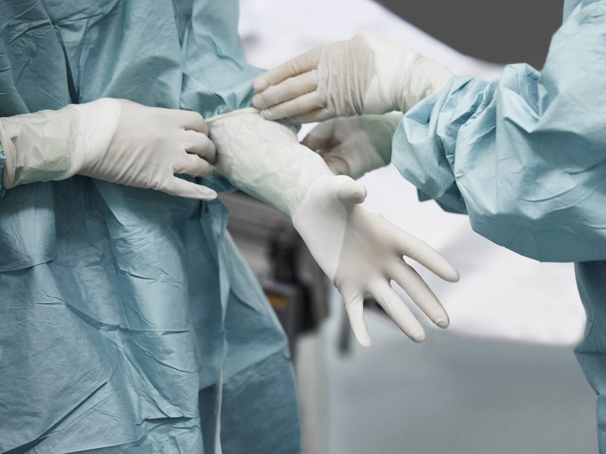 Minsal informó que hay 3.031 contagiados con coronavirus en Chile y se registran 16 fallecidos