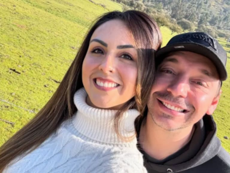 Rodrigo “Gallina” Avilés y Karina León revelan el sexo de su bebé con emotivo video: “Hoy es un gran día para nosotros”