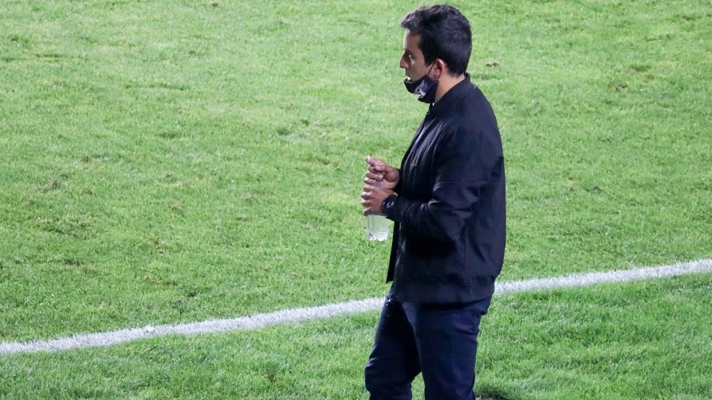 Fabián Marzuca es despedido de la banca de Santiago Morning
