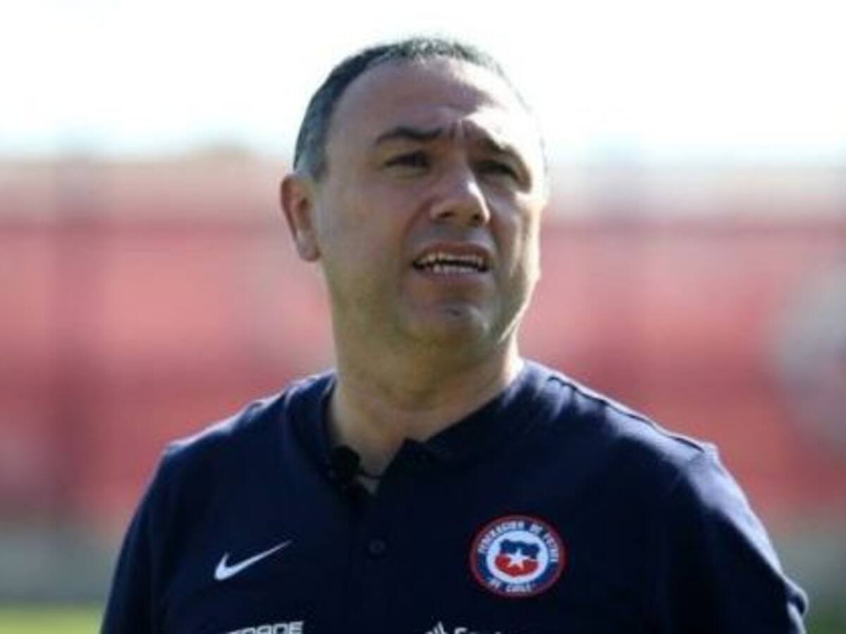 Francis Cagigao cuestionó negativa en Inglaterra y España a ceder futbolistas a la Roja: «Yo no sé si el calendario permite seguir reestructurando fechas»