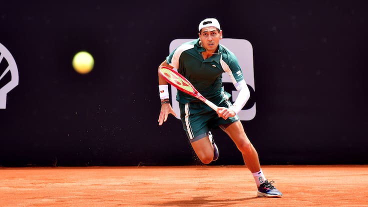 Alejandro Tabilo enfrenta a Tomás Etcheverry por el título del ATP 500 de Río de Janeiro