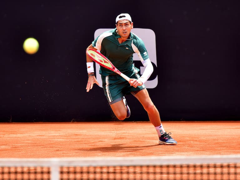 Alejandro Tabilo enfrenta a Tomás Etcheverry por el título del ATP 500 de Río de Janeiro