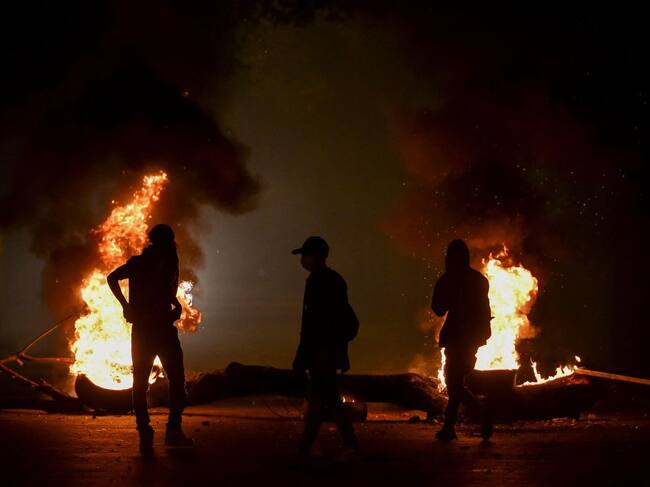 Barricadas en la ciudad de Cali por las protestas ciudadanas contra el ejecutivo colombiano