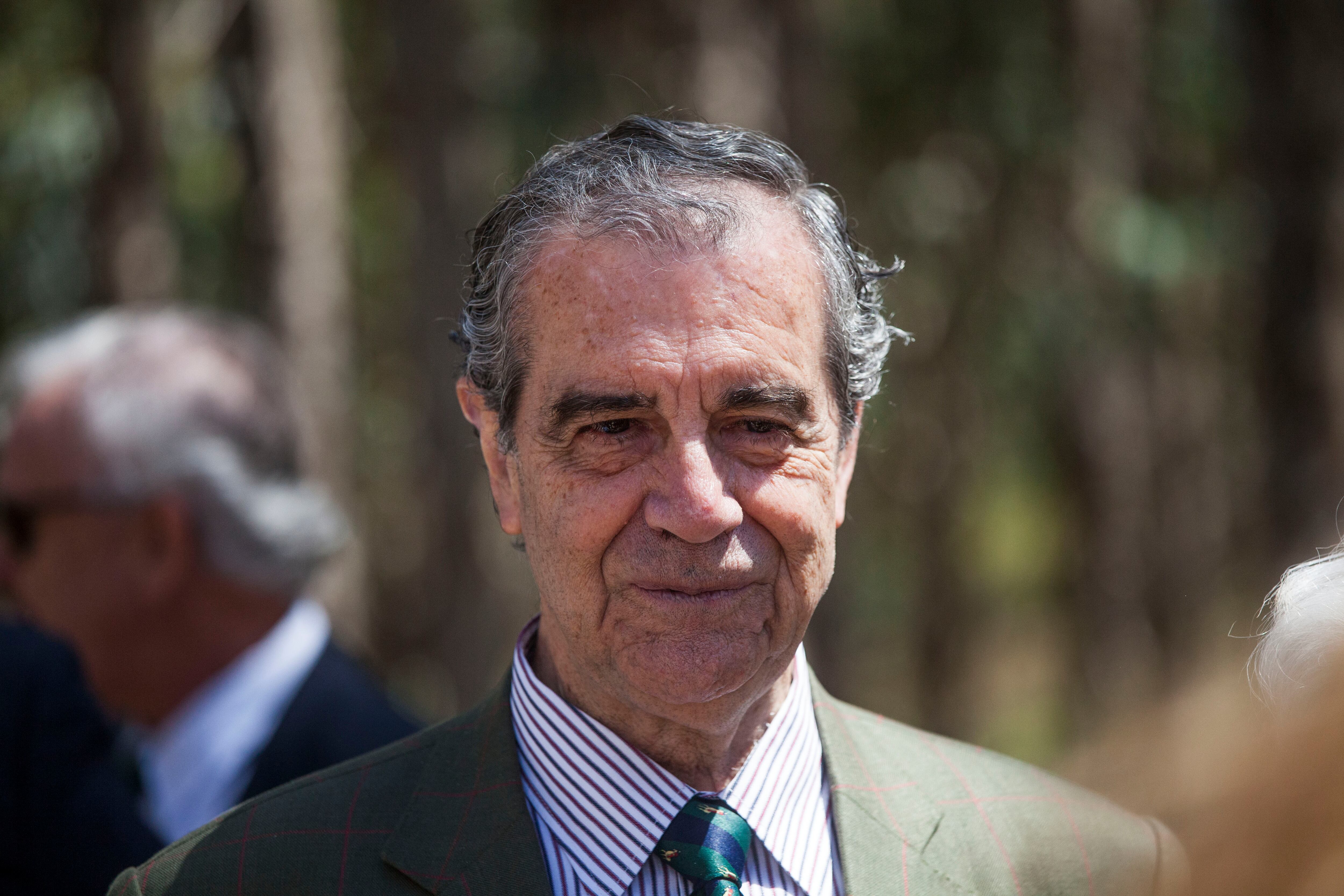 Hermógenes Pérez de Arce lamenta la muerte de Lucía Hiriart